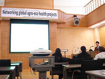 Prof. Kawazu, Team leader, told us objectives of the workshop.